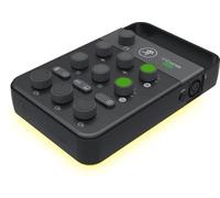 Mackie M Caster dal vivo