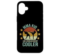 MMA Fight Citazione Divertente MMA Kid Come Un Ragazzo Normale Ma Più Raffreddante Custodia per iPhone 16 Plus