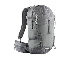 Mochila técnica de capacidad media para excursiones de un día. C: GRIS T: U