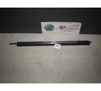 MODANATURA RASCHIAVETRO C/PROFILO CROMATO ANTERIORE DX FIAT REGATA 86