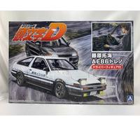 Modellino Aoshima 1/24 Initial D Series Fujiwara Takumi AE86 Trueno with Driv...