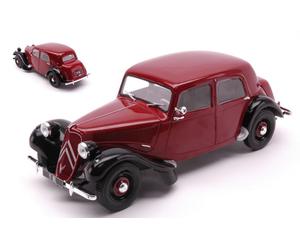 MODELLINO AUTO EPOCA STATICO WHITEBOX CITROEN TRACTION AVANT 11BL ROSSO 1/24