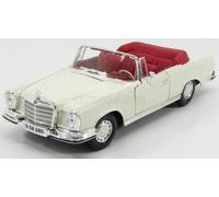 MODELLINO AUTO STATICO MAISTO MERCEDES BENZ 280SE CABRIOLET CREAM SCALA 1/18