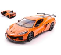 MODELLINO AUTO STATICO WELLY CHEVROLET CORVETTE Z06 2023 ARANCIO SCALA 1:24
