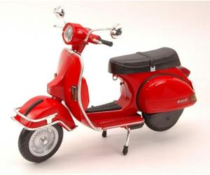 MODELLINO IN SCALA COMPATIBILE CON VESPA P 200 E 1978 RED 1:12 NEW RAY NY42123R