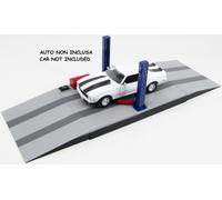 MODELLISMO AUTO STATICO TRIPLE9 DIORAMI SET OFFICINA PONTE SOLLEVATORE 1/24