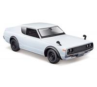 1973 Nissan Skyline 2000 GT-R (KPGC110) Coupe Blanco 1:24 Maisto 31528