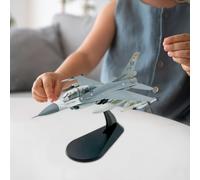 Modello da combattimento in scala 1/72 con modello di aereo regalo di base