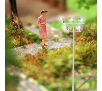 Modello ferroviario del pacchetto delle iluminazioni stradali del campo della scala di N 2 con la dimensione di 10cm e 5 pali quadrati della luce per i layout che girano sulla tensione 3V con il