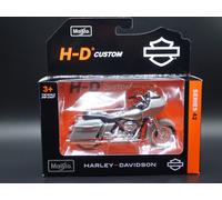 Modello Maisto 1/18 Harley Davidson FLTR Road Glide Moto 2002 02 Serie 42