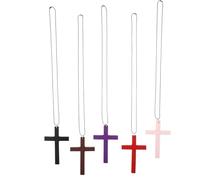 MOKKHNB 5 croci da appendere allo specchietto retrovisore dell'auto, collana con ciondolo religioso classico, ciondolo da battesimo colorato, collane con croce fai da te per regalo religioso