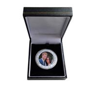 Moneta commemorativa del principe Harry e Meghan Markle in scatola
