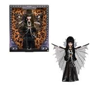 Monster High - Elvira Signora delle Tenebre, bambola da collezone con abito nero in pelle sintetica, mantello argentato, ali di pipistrello e accessori premium, giocattolo per bambini, 6+ anni, HYV99