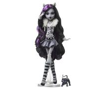 Monster High Reel Drama - Clawdeen Wolf, bambola da collezione in stile bianco e nero con accessori, poster cinematografico a tema film dell'orrore incluso, giocattolo per bambini, 6+ anni, HKN28