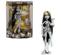 Monster High Reel Drama - Cleo De Nile, Bambola da Collezione in Stile Bianco e Nero con Cucciolo e Accessori, Poster cinematografico a Tema Film dell'orrore, Giocattolo per Bambini, 6+ Anni, JDR65