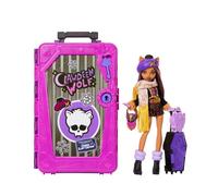 Monster High Segreti da Brivido - Clawdeen Wolf Destinazione: Vacanza da brivido in baita, set con bambola, valigia con vestiti e 19 accessori a sorpresa inclusi, 4+ anni, JMG65