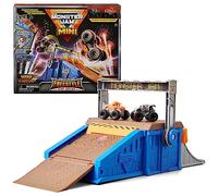 Monster Jam Mini Freestyle Flip Arena Playset e contenitore con 2 mini Truck, giocattoli per bambini per ragazzi e ragazze dai 3 anni in su