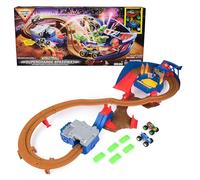 MONSTER JAM, Set di Gioco Supercharge Speedway con Monster Truck Die-Cast Megalodon ed El Toro Loco in Scala 1:64, Pista Che Si Illumina delle World Finals, Giocattoli per Bambini, 3+ Anni