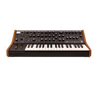 MOOG SUBSEQUENT 37 SINTETIZZATORE ANALOGICO PARAFONICO 37 TASTI