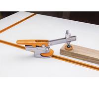 Morsetto a ginocchiera BORA per scanalature a T small orange