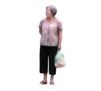 MotiveTech Miniatura con Busta Della Spesa Realistiche Figurina 1:64 Realistico Personaggi per Modellisti, Miniatura Di Donna Anziana Che Fa La Spesa