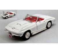 MOTORMAX MTM73224W CHEVROLET CORVETTE CONVERTIBLE 1967 WHITE 1:24 Modellino