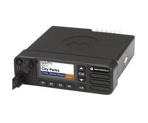 Motorola DM4600E UHF Radio mobile bidirezionale, 1000 canali, tastiera e display