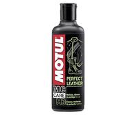 Motul - Crema Detergente per Pelle e Attrezzatura per Motociclisti - Adatta a Tutti i Tipi di Pelle - Nutre, Ravviva, Protegge e Impermeabilizza - MC Care Perfect Leather M3-250 ml