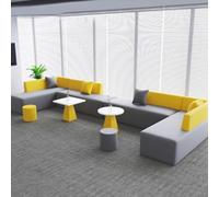 MPLFHSYOS Il divano della reception dell'ufficio e il divano creativo nella zona relax e attesa sono realizzati in tessuto e pelle, semplici e moderni(A3)