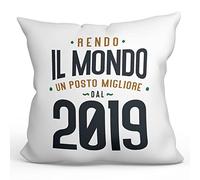 Mugffins Cuscino Compleanno - En italiano - Rendo il Mondo un Posto Migliore - Idee Regali Divertenti - Rivestimento e Imbottitura (40x40 cm). Tatto Cotone