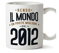 Mugffins Tazza 2012 Compleanno - In italiano - Rendo il Mondo un Posto Migliore - 350 ml - Regalo Originale e Divertente