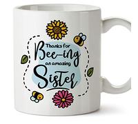 Mugffins Tazza in ceramica per SORELLA 11 oz / 350 ml - In inglese - Thanks For Beeing Amazing - Idea regalo per compleanno, anniversario, natale
