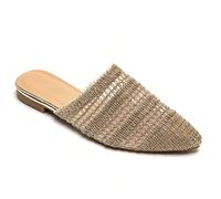 Mule con punta affusolata in stile moderno traforato per l'estate - Eleganti sandali flat slip-on È tutta una questione estiva, è tutta una questione di muli, è tutta una questione di senso, è una que