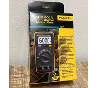 Multimetro digitale Fluke 107 True RMS con retroilluminazione dimensioni tasc...