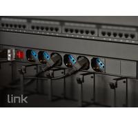 MULTIPRESA DA RACK 19" 6 PRESE UNIVERSALI CON PRESA PER CAVO ALIMENTAZIONE C20