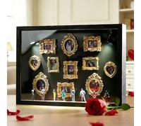 Museo di Noi - Mini Museo Cornice Profonda Personalizzata, Regalo San Valentino Lui Lei, 3D Cornice Shadow Box con Mini Cornici per Foto e Led, Idee Regalo Donna Uomo Compleanno Anniversario