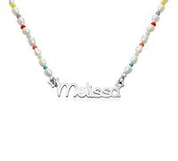 MYKA - Collana Personalizzata con Nome Magico per Ragazze in Argento Sterling - Targhetta Colorata perline e Catena di Perle - Gioielli Personalizzati - Regalo per Lei (Argento 925)