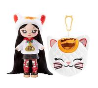 Na! Na! Na! Surprise Glam Serie 2 - Liling Luck - Bambola Ispirata a Un Gattino con Capelli Neri e borsellino Metallico con Clip a Forma di Animale - da Collezionare - età: 5+ Anni