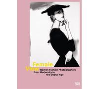 Nadine Barth Female View (Copertina rigida)