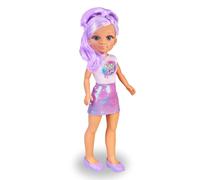Nancy Shine - Bambola con capelli lunghi con meches viola, gonna viola metallizzata, top bianco e scarpe abbinate, per bambine/I da 3 anni, Famosa NAC70310
