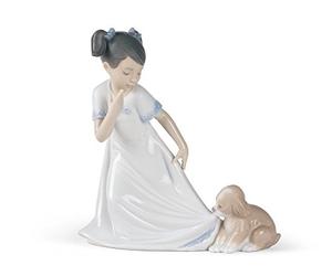 Nao by Lladro - Statuetta in porcellana da collezione: LET ME GO! - 16 cm di altezza - bella ragazza con cucciolo di cane