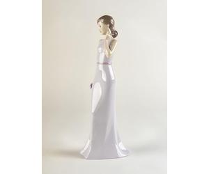 NAO Statua Statuina Ragazza Elegante con Fiore 30cm Porcellana