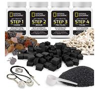NATIONAL GEOGRAPHIC Rock Tumbler Refill Kit - Rock Tumbling Supplies tra cui Rock Tumbler Grit e Polish Refill, Ceramic Media, GemFoam, 3 libbre Madagascar Rocks per Tumbling, Accessori Gioielli