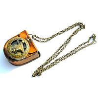 Nautical Replica Hub Collana in ottone con meridiana e bussola, con custodia in pelle.