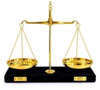Nautical Replica Hub Vecchio tradizionale orafo Peso (tarazu) vetrina Ottone Bilancia Bilancia Equilibrio Giustizia Law Scale Decorazione Vintage Farmacia Bilancia Con Scatola Valvet Nero