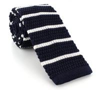 Navy con cravatta in maglia di seta a righe bianche