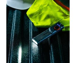 Nebo Torcia Edge 2K da 2.000 lumen