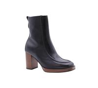 Nero Giardini Tronchetto in Pelle con Tacco Alto. Made in Italy