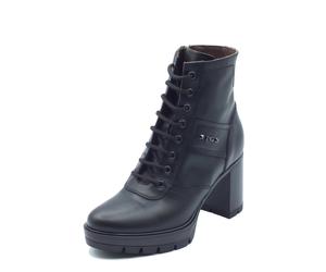 NeroGiardini I618040D Guanto Col. Nero Tronchetti per Donna in pelle nera con la