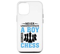 Never Underestimate A Boy Who Loves Chess Custodia per iPhone 12/12 Pro